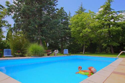Hostal Aurora Holiday