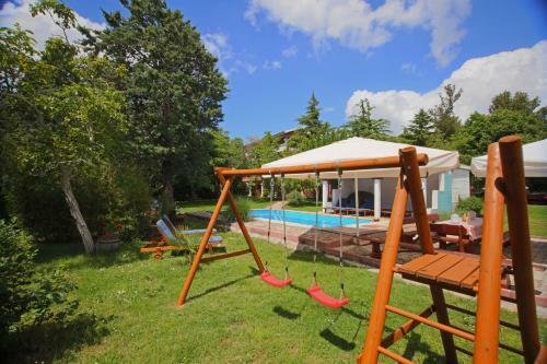 Hostal Aurora Holiday