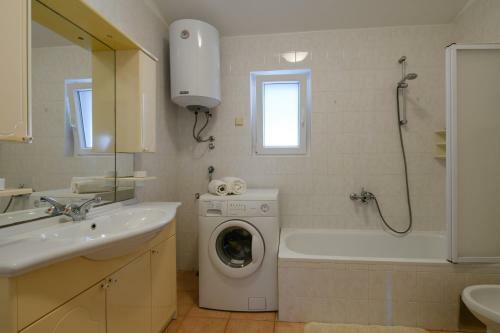 Apartment Lino