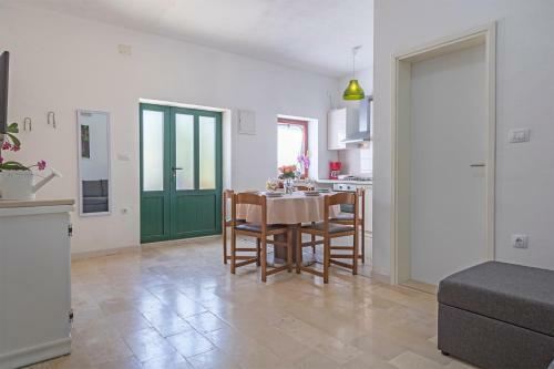Apartamentos Holiday Home Jurko
