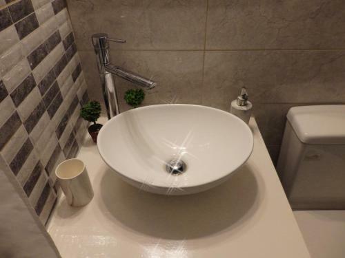 Apartamento Downtown Mavili's Studio
