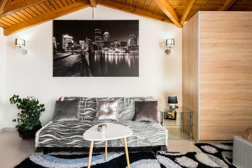 Nest Apartment