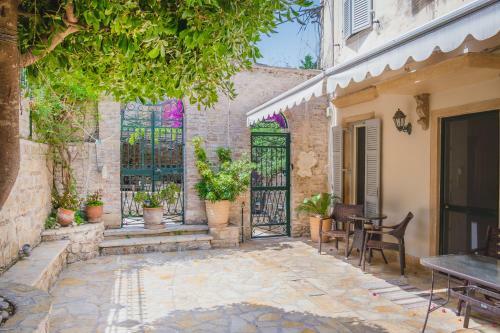 New Fortress Home & Garden