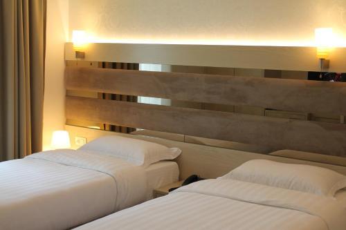 Capital Tirana Hotel