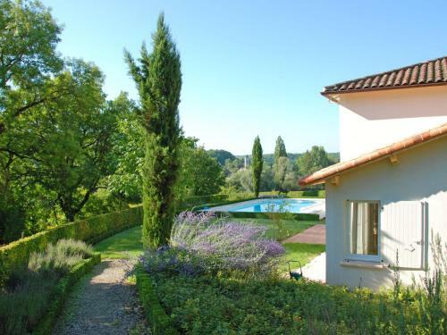 Holiday Home Lapeyriere