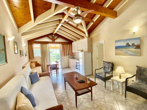 Villa Rosalia Apartments & Studios With Pool By Hotelius
