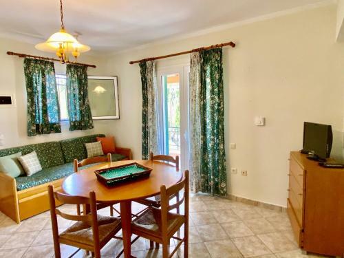 Villa Rosalia Apartments & Studios With Pool By Hotelius