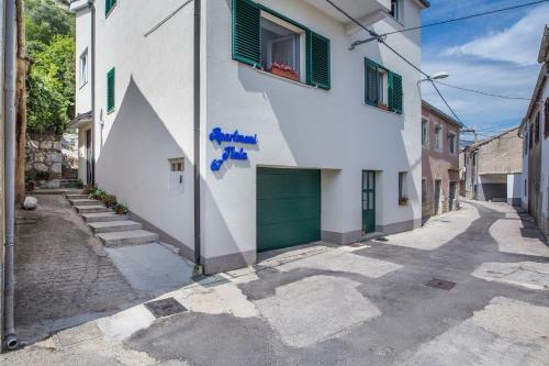 Studio Apartment Finta