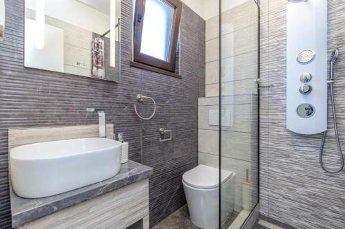 Istrian Villa Roc With Pool For 5 Guests