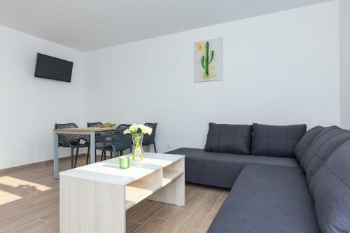 Apartments Kiara Punat