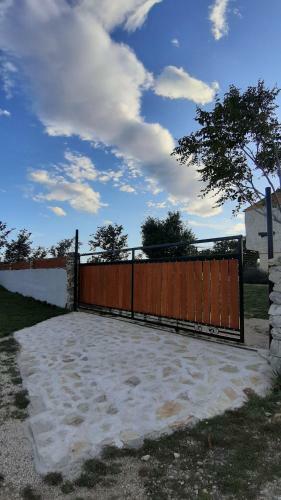 Studio Apartman T And T
