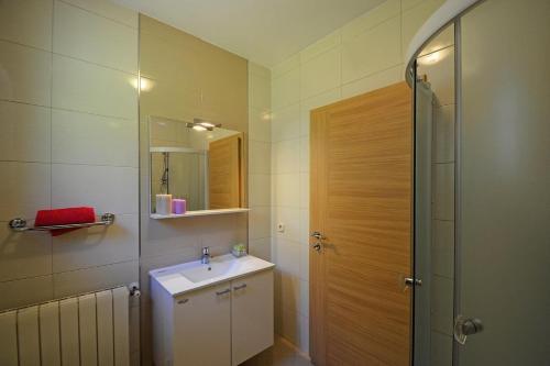 Apartments With A Parking Space Rabac, Labin - 9706
