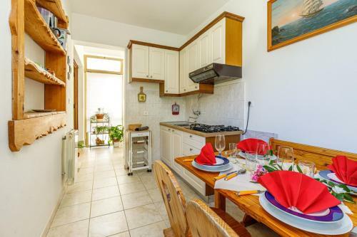Hostal Apartments Vivijana