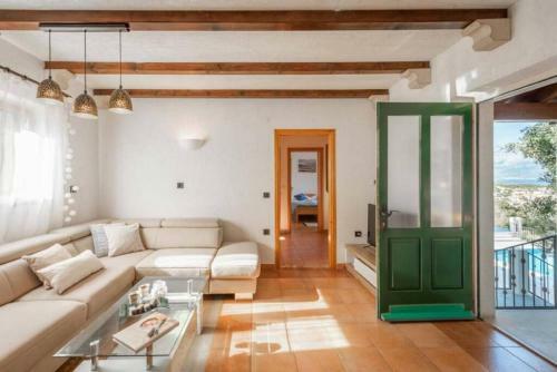 Luxury Villa Pearl With Beautiful Seaview Pool&gym