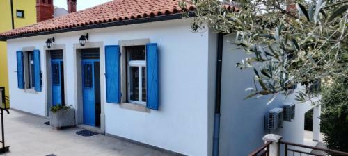 Hea Apartments