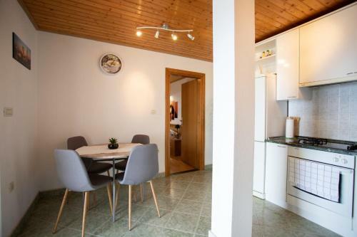 Apartment Nideda
