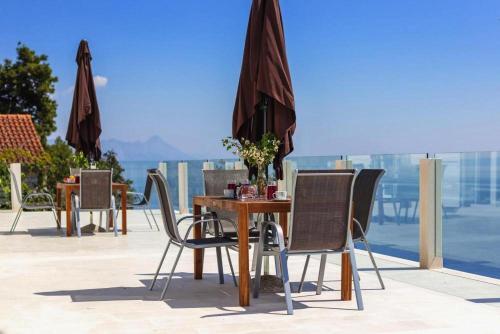 Apartments Nona In Selca - Sumartin