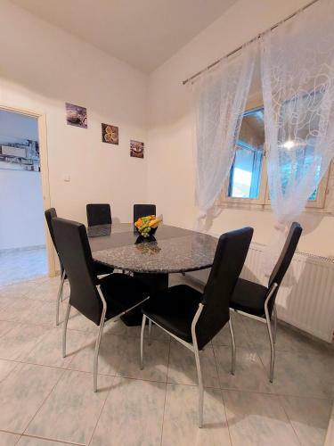 Holiday Home Ana
