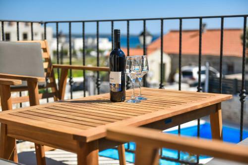 Villa Holiday House Mediterranean Stone With Private Pool