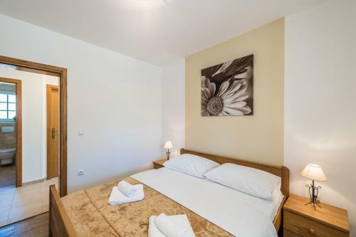 Villa Karin With Heated Pool