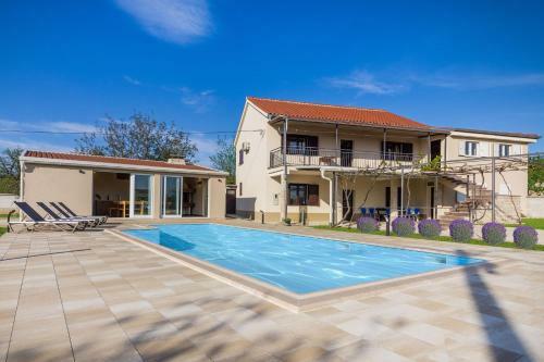 Villa Holiday Home Vila Dida Moj