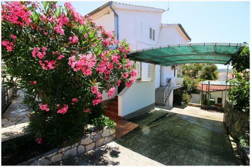 Studio Apartman Elena
