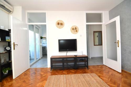 Apartman Majur