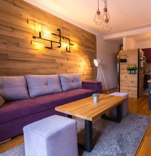 Apartment Lamar - Entry With Pin 0 - 24h, Underground Parking Garage, Elevator