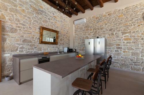 Luxury Villa Marija - Rustic Villa With Pool And Sauna