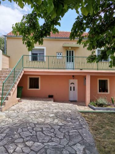 Apartamento Romana