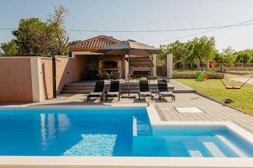 Poolincluded - Holiday Home Sopot