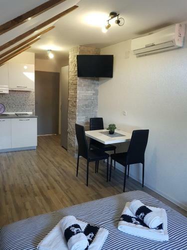 Hostal Studio Apartmani Patricia