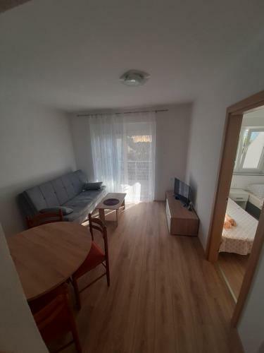 Carlos Apartment