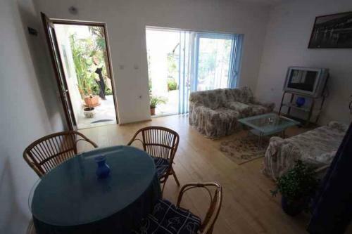 Apartments In Selce 39361