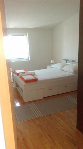 Bruno Apartman