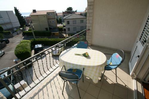 Hostal Apartments & Rooms Lonzor