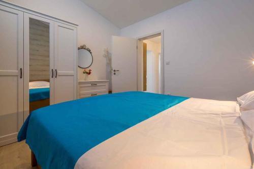 Apartment In Selce 39459