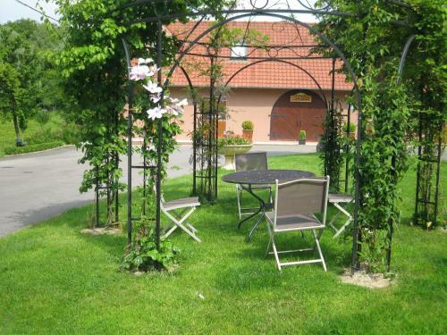 Hotel Le Moulin Aux Draps