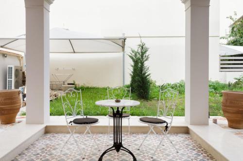 Hotel La Canea Canvas 1