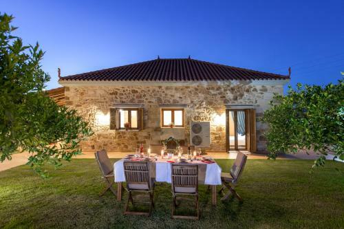 Villa Anerocur� By Chania City