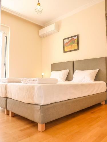 Sunny City Center Apartment