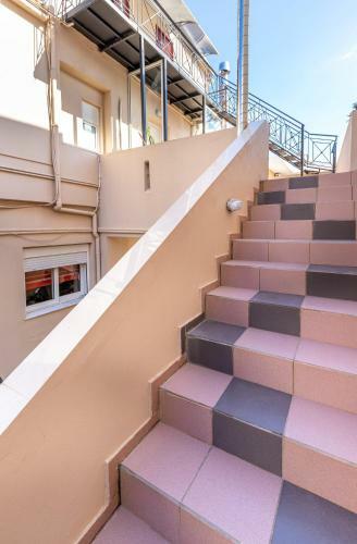 Sunny Luxury Apartment
