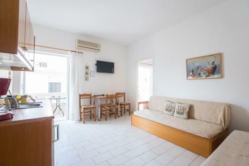 Stratis Apartments