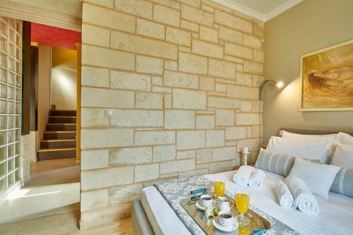 Aktis Luxury Villa