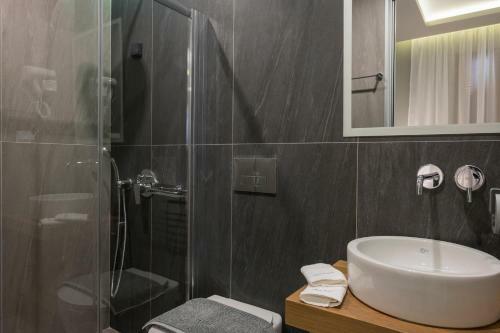 Mirma City Studio & Apartment