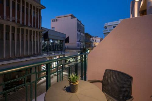 Mirma City Studio & Apartment