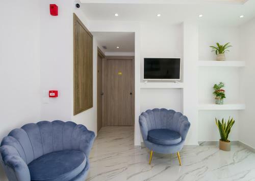 Deluxe City Hotel