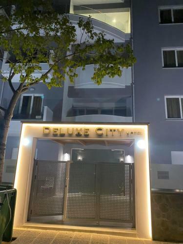 Deluxe City Hotel