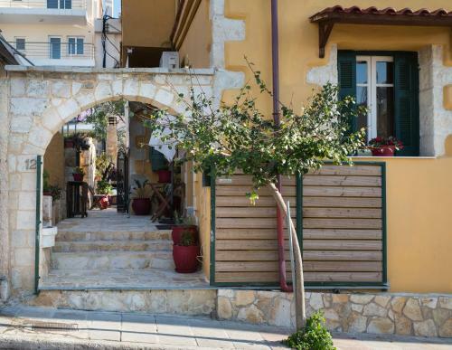 Dominic Chania Apartment