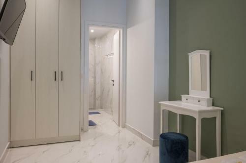 Apartamento Delfini, Beachfront Luxury Flat W. Outdoor Hot Tub